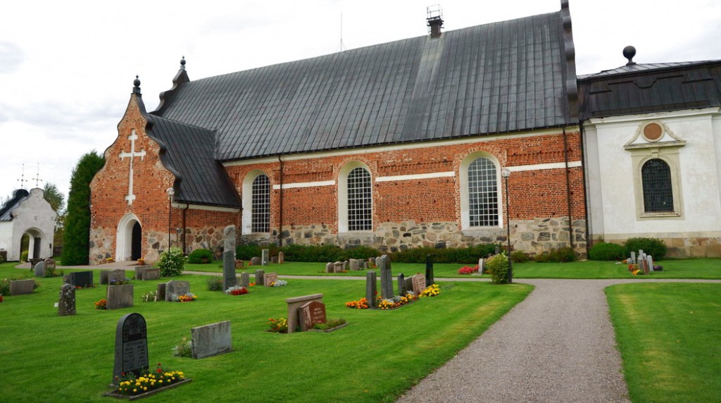 Österlövsta kyrka, Uppsala Stift